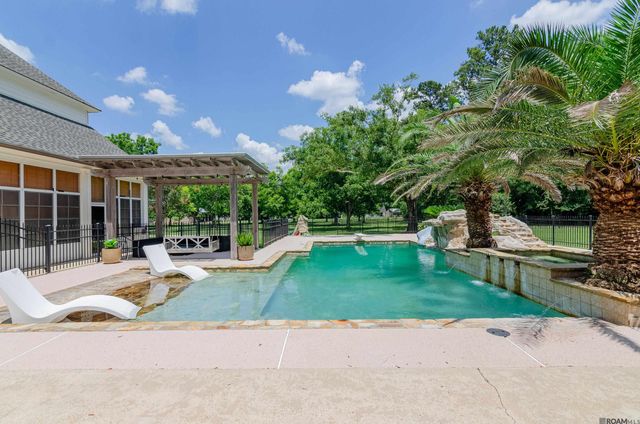 13427 Piney Pointe Road, Gonzales, LA 70737