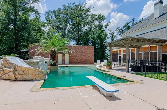 13427 Piney Pointe Road, Gonzales, LA 70737