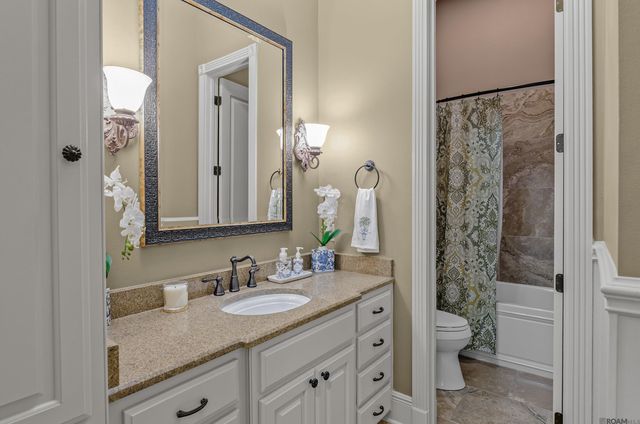 13427 Piney Pointe Road, Gonzales, LA 70737