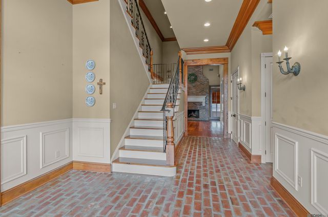 13427 Piney Pointe Road, Gonzales, LA 70737