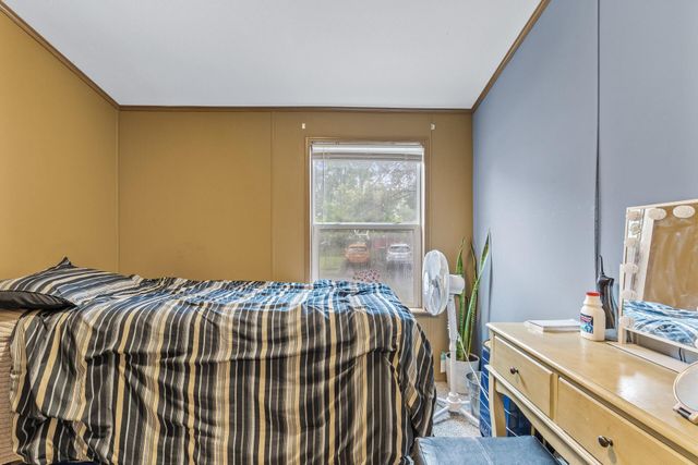 2401 Bison Dr, Maplewood, MN 55119