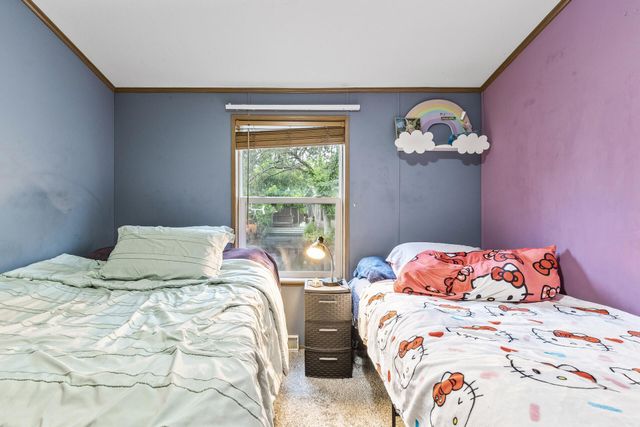 2401 Bison Dr, Maplewood, MN 55119