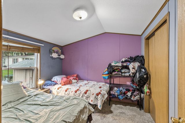 2401 Bison Dr, Maplewood, MN 55119