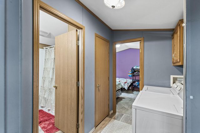 2401 Bison Dr, Maplewood, MN 55119