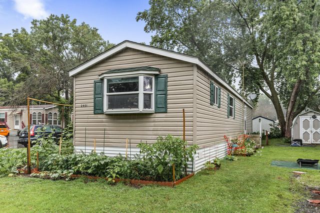 2401 Bison Dr, Maplewood, MN 55119