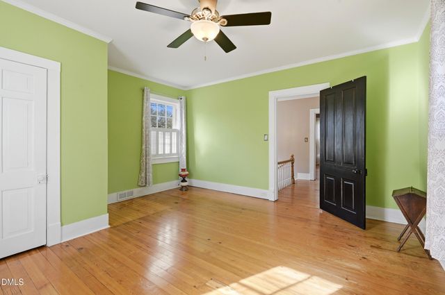 916 W Davis Street, Burlington, NC 27215