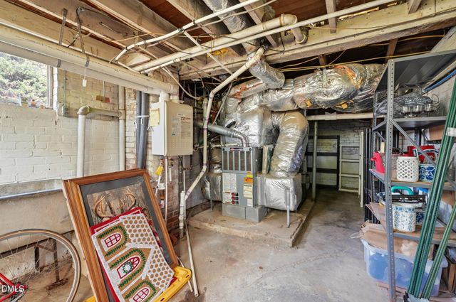 916 W Davis Street, Burlington, NC 27215