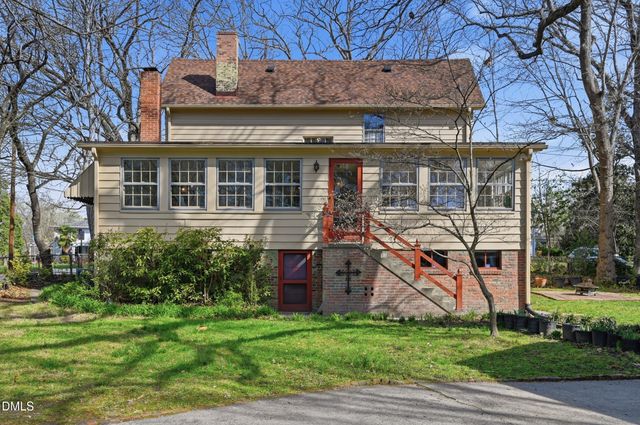 916 W Davis Street, Burlington, NC 27215