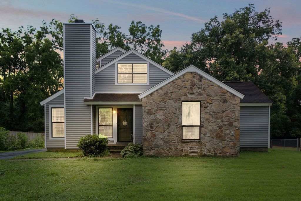 342 Sunrise Cir, Mount Juliet, TN 37122