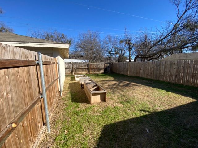 2509 Normont Circle, Fort Worth, TX 76103