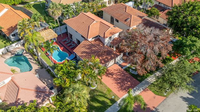 484 NW 38th Terrace, Deerfield Beach, FL 33442