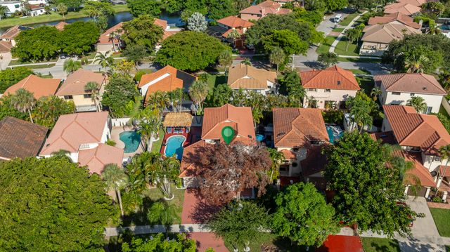 484 NW 38th Terrace, Deerfield Beach, FL 33442