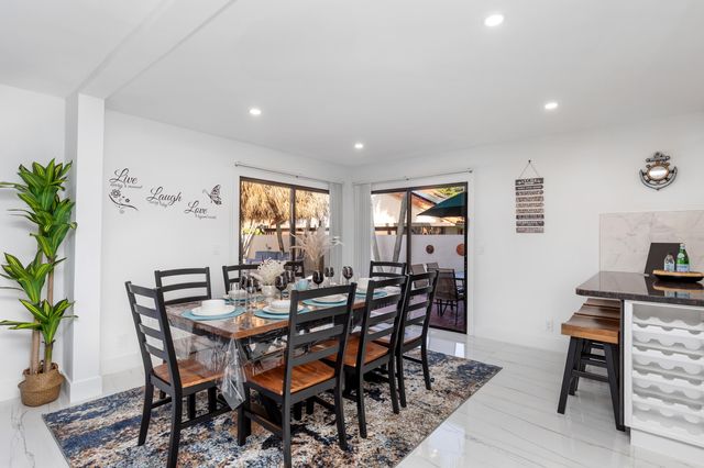 484 NW 38th Terrace, Deerfield Beach, FL 33442