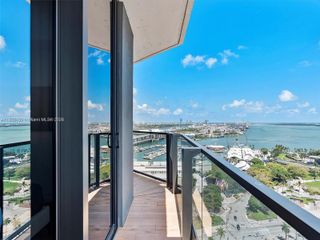 398 NE 5th St 1915, Miami, FL 33132
