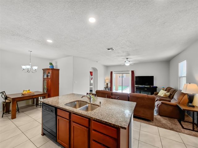 5222 Via Del Sol, Santa Fe, NM 87507