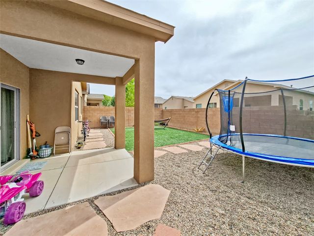 5222 Via Del Sol, Santa Fe, NM 87507