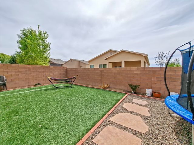 5222 Via Del Sol, Santa Fe, NM 87507