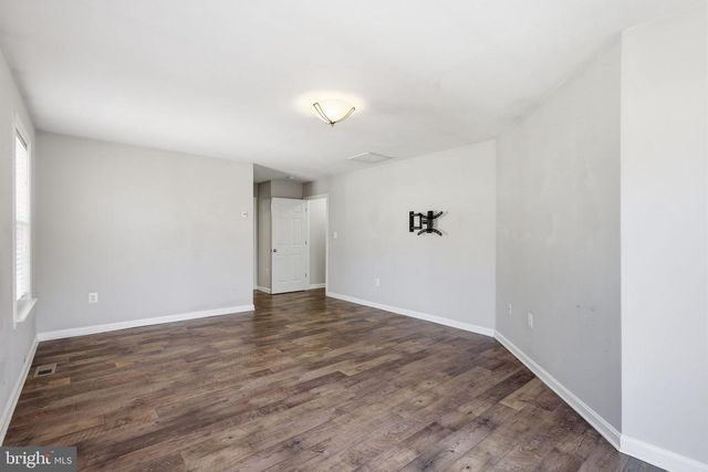 4603 LAKEVIEW PKWY, Locust Grove, VA 22508