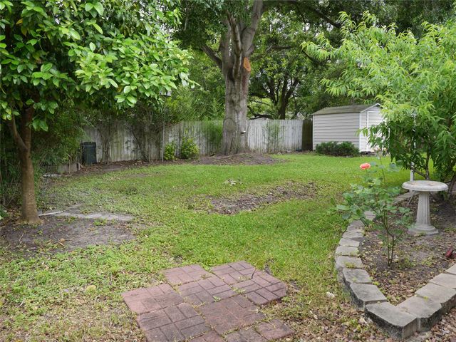 13542 Fernhill, Sugar Land, TX 77498