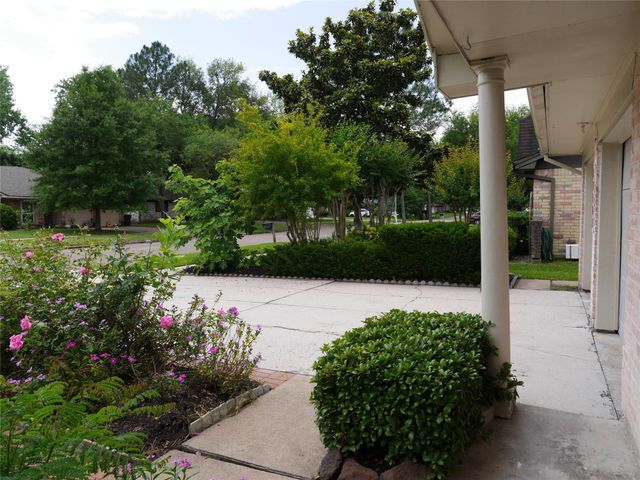 13542 Fernhill, Sugar Land, TX 77498