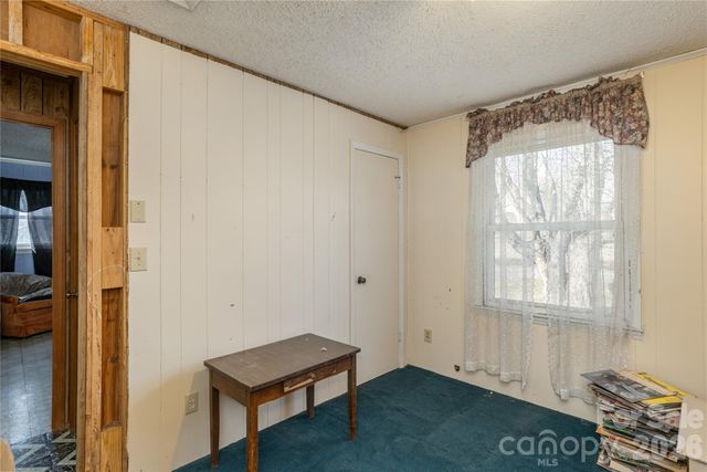 56 Fairview Avenue, Hendersonville, NC 28792