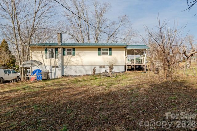 56 Fairview Avenue, Hendersonville, NC 28792
