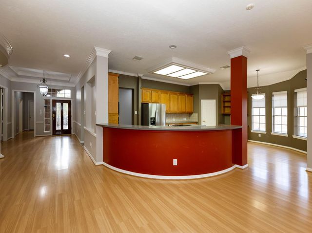 2435 Thorndon Park Court, League City, TX 77573