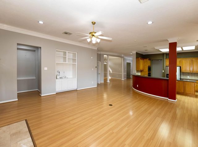 2435 Thorndon Park Court, League City, TX 77573