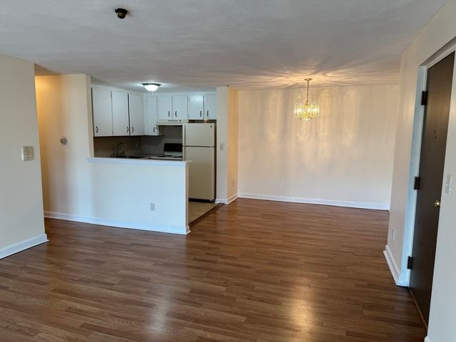 23 North Ave 22, Rockland, MA 02370