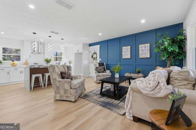 2087 Chestnut Way, Lithia Springs, GA 30122