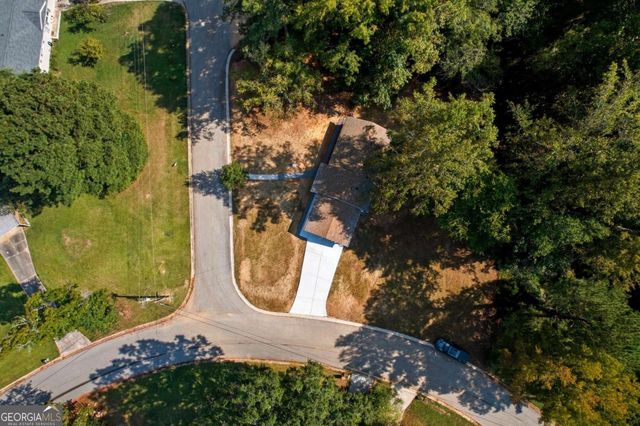 2087 Chestnut Way, Lithia Springs, GA 30122