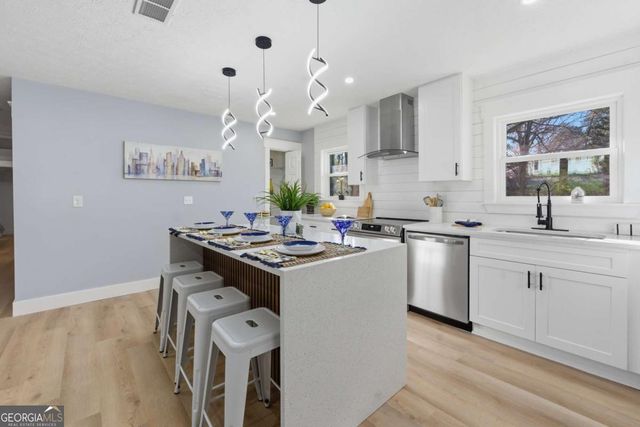 2087 Chestnut Way, Lithia Springs, GA 30122