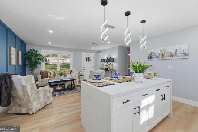 2087 Chestnut Way, Lithia Springs, GA 30122