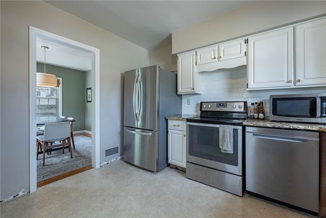 441 Corona Avenue, Oakwood, OH 45419