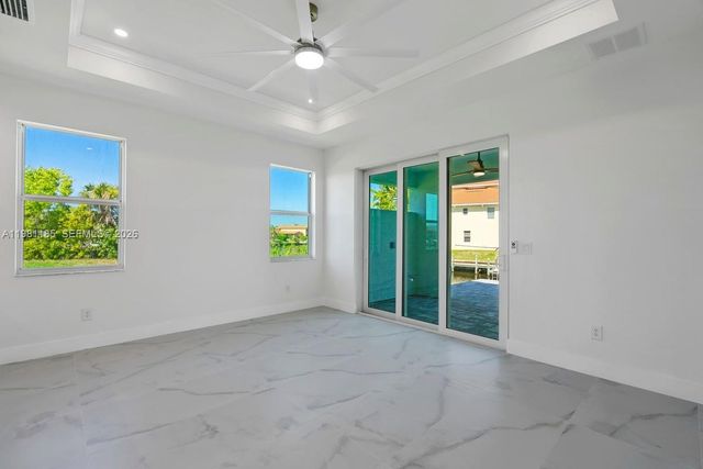 1107 SE 38 Street, Cape Coral, FL 33904