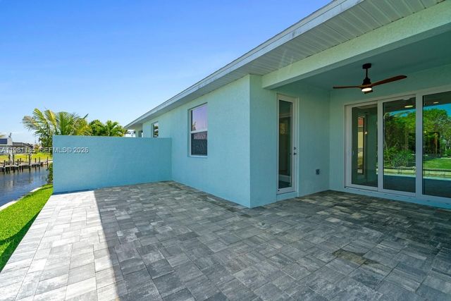1107 SE 38 Street, Cape Coral, FL 33904