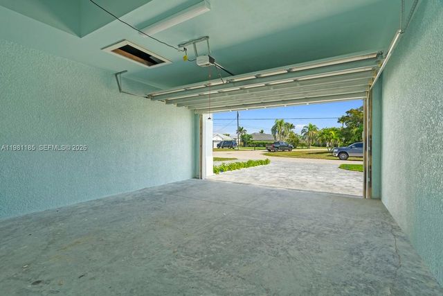 1107 SE 38 Street, Cape Coral, FL 33904