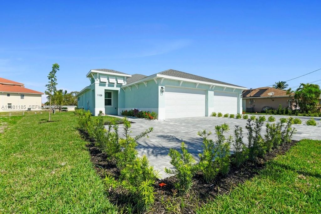 1107 SE 38 Street, Cape Coral, FL 33904