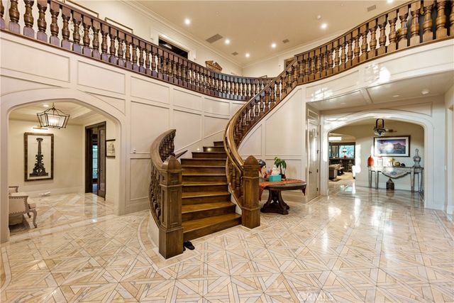1128 S 6th Avenue, Arcadia, CA 91006