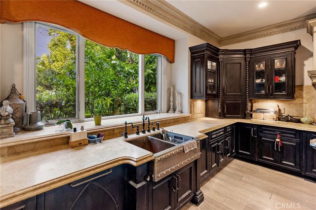 1128 S 6th Avenue, Arcadia, CA 91006