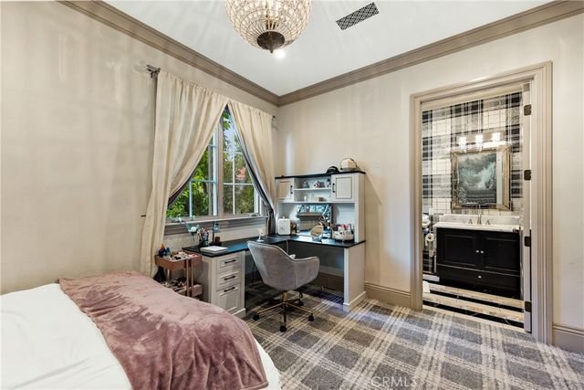 1128 S 6th Avenue, Arcadia, CA 91006