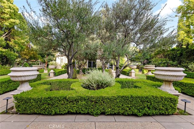 1128 S 6th Avenue, Arcadia, CA 91006