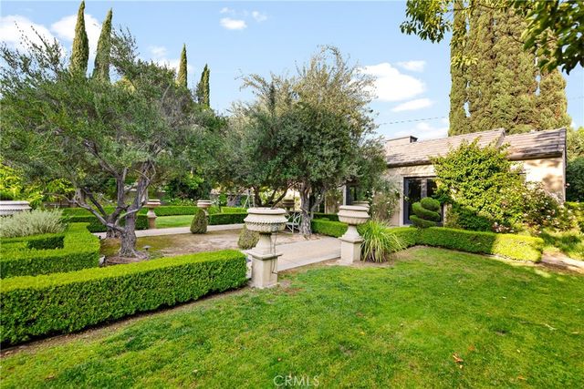 1128 S 6th Avenue, Arcadia, CA 91006