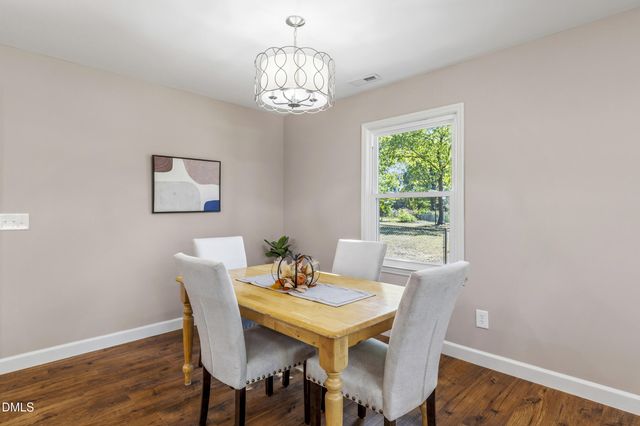 1602 Broadway Drive, Graham, NC 27253