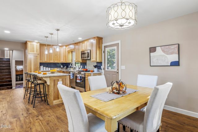 1602 Broadway Drive, Graham, NC 27253