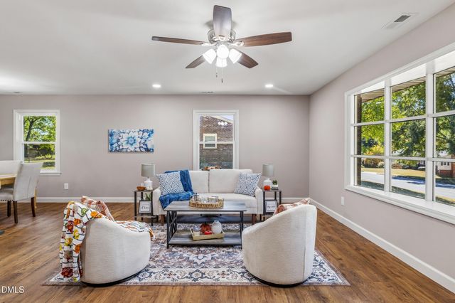 1602 Broadway Drive, Graham, NC 27253