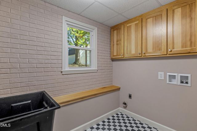 1602 Broadway Drive, Graham, NC 27253
