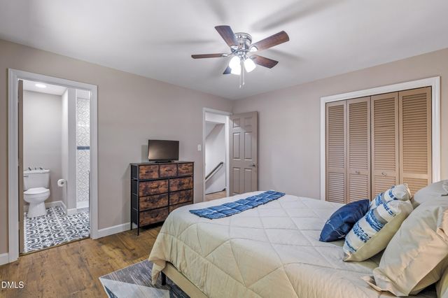 1602 Broadway Drive, Graham, NC 27253