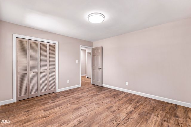 1602 Broadway Drive, Graham, NC 27253