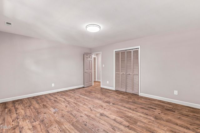 1602 Broadway Drive, Graham, NC 27253